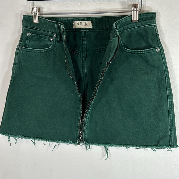 Free People We The Free Cotton Zip Up Women’s Size 30 Green Mini Denim Skirt - Picture 2 of 14